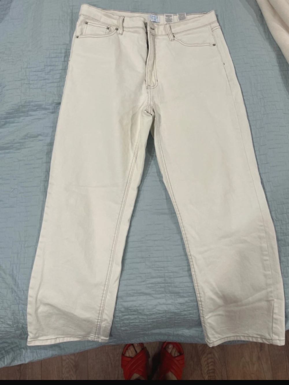 Time and Tru Cream Straight Jeans 10 petite